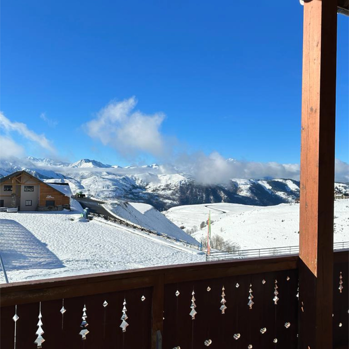 balcon-refuge-des-marmottes-location-peyragudes