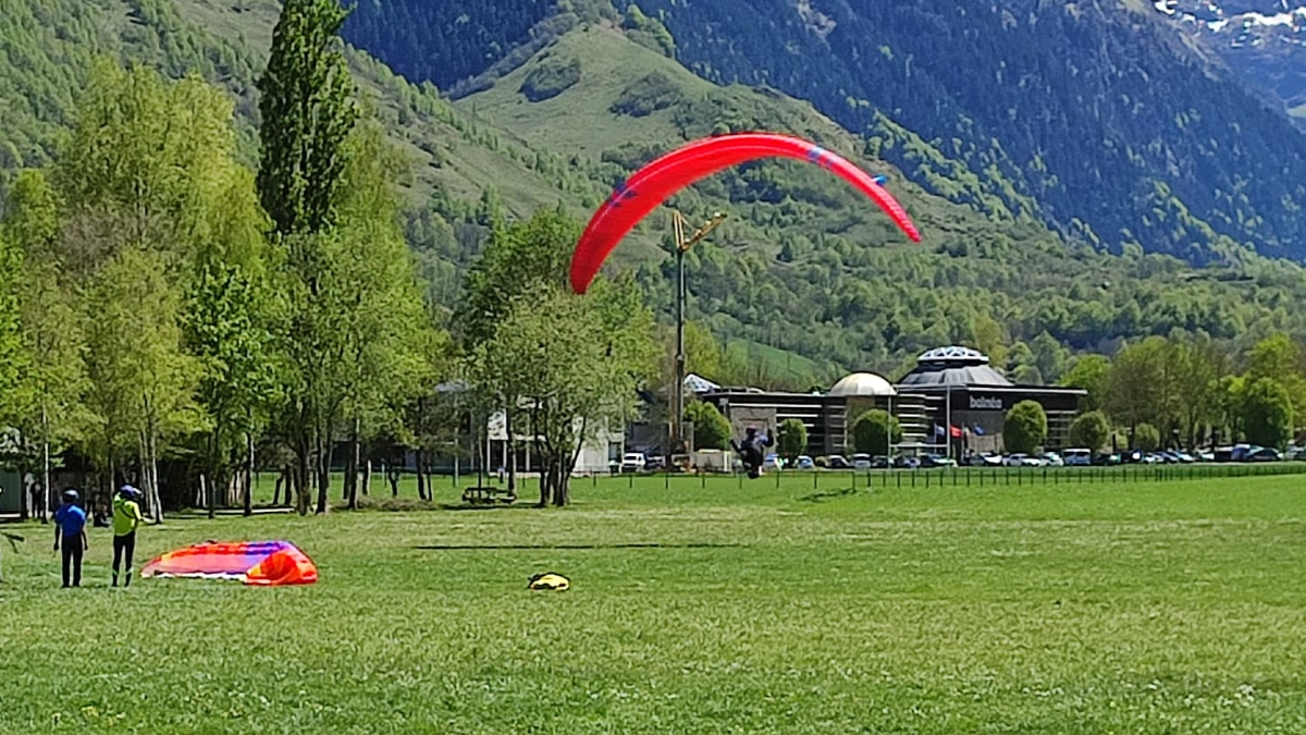 parapente-germ-peyragudes.webp